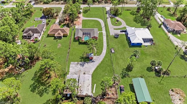 2821 24th AVE NE, Naples, FL 34120