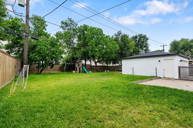 2314 Droxford Drive, Houston, TX 77008