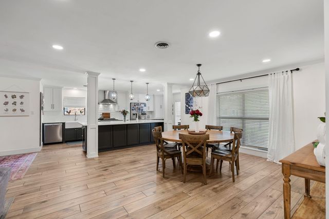2314 Droxford Drive, Houston, TX 77008