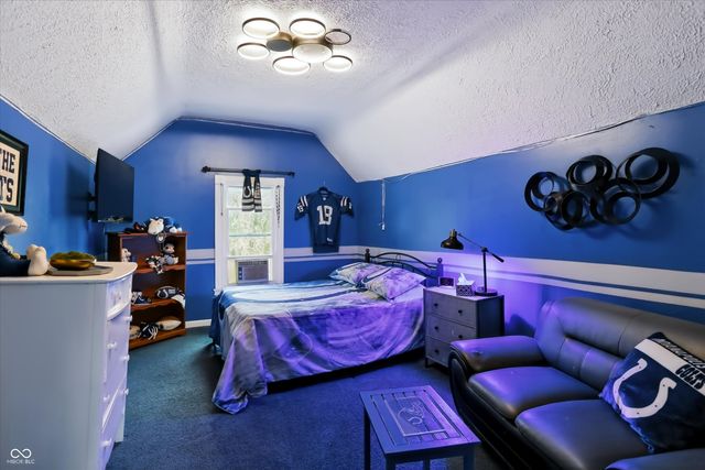 402 N Noble Street, Greenfield, IN 46140