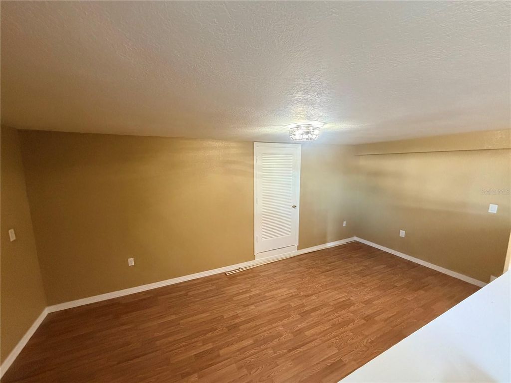 Image 18 of property listing at 1890 E VALENCIA DRIVE, Bartow, FL 33830