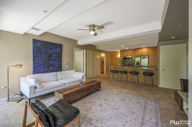 7117 E RANCHO VISTA Drive 2004, Scottsdale, AZ 85251