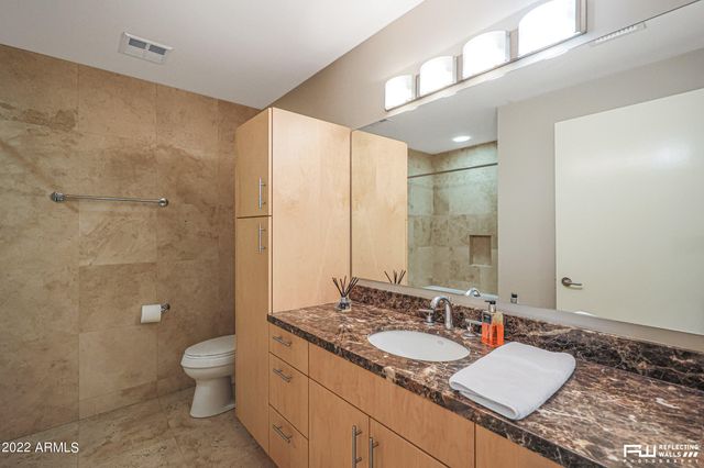7117 E RANCHO VISTA Drive 2004, Scottsdale, AZ 85251