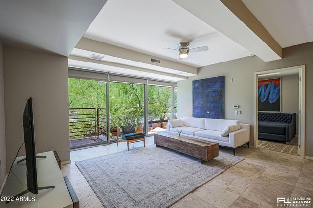 7117 E RANCHO VISTA Drive 2004, Scottsdale, AZ 85251