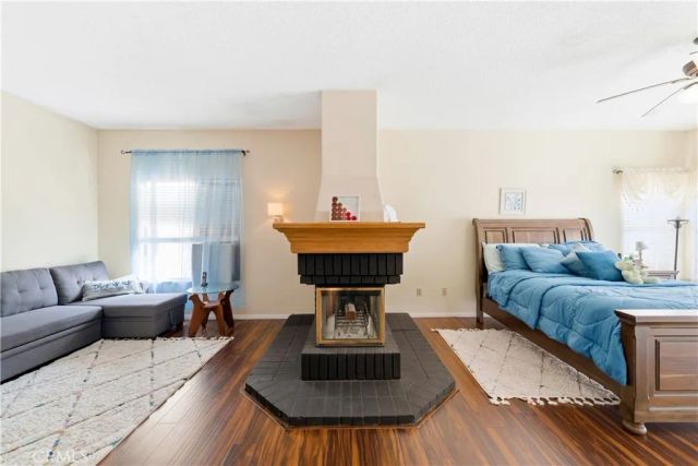 42339 Round Hill, Lancaster, CA 93536