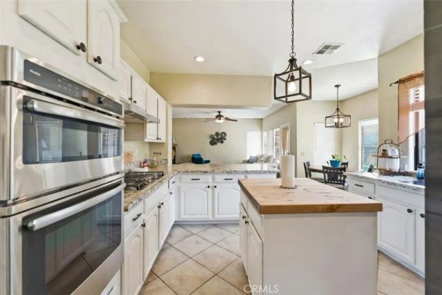 42339 Round Hill, Lancaster, CA 93536