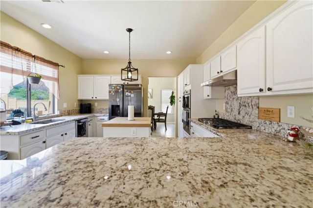 42339 Round Hill, Lancaster, CA 93536