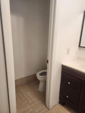 13955 Langley Place, Davie, FL 33325