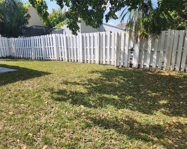 13955 Langley Place, Davie, FL 33325