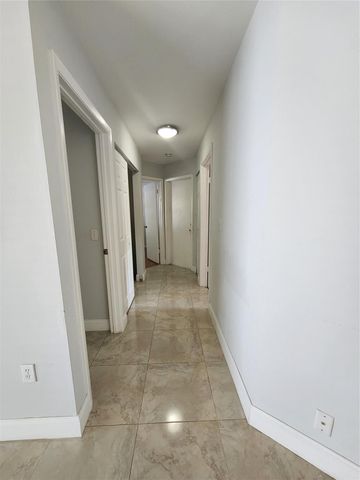 13955 Langley Place, Davie, FL 33325