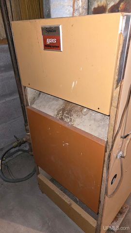 117 S Iroquois Street, Laurium, MI 49913