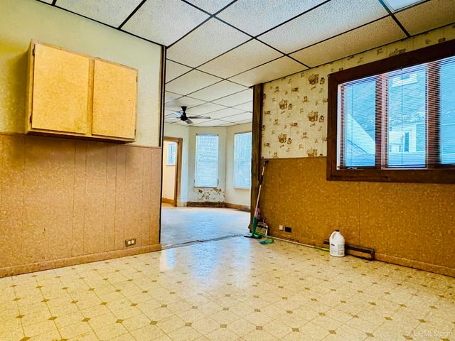 117 S Iroquois Street, Laurium, MI 49913