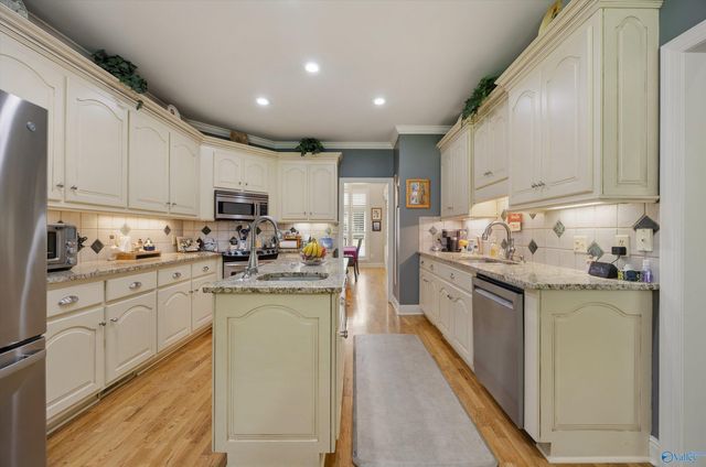 24893 Deer Ridge Lane, Athens, AL 35613