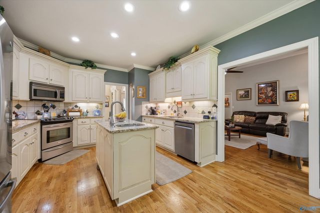 24893 Deer Ridge Lane, Athens, AL 35613