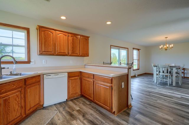 1502 Leonard Road NW, Baltimore, OH 43105