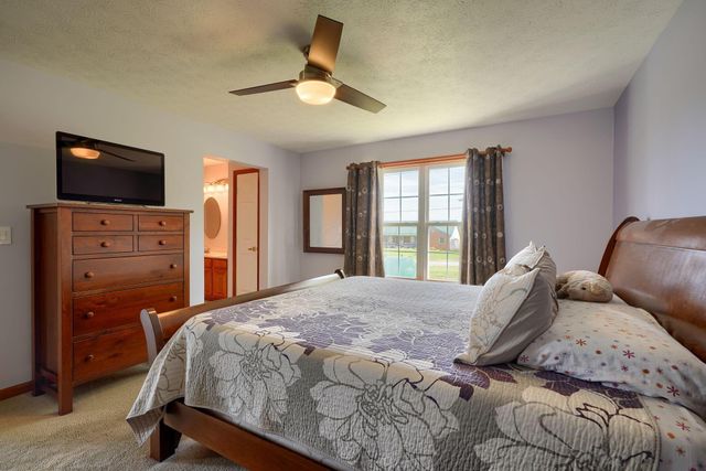 1502 Leonard Road NW, Baltimore, OH 43105