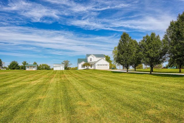 1502 Leonard Road NW, Baltimore, OH 43105