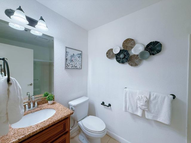 324 Catalpa Street 206, San Mateo, CA 94401