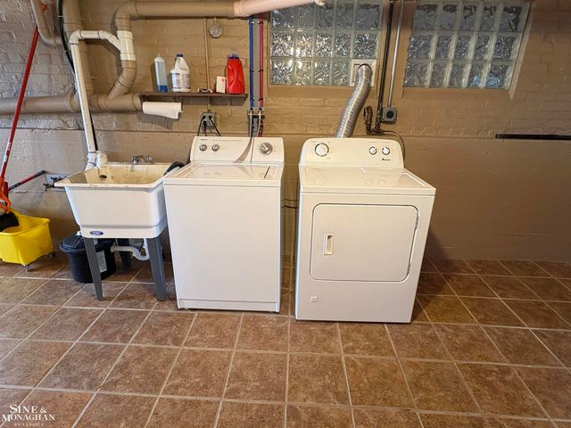 6281 Lindsey Road, China Twp, MI 48054