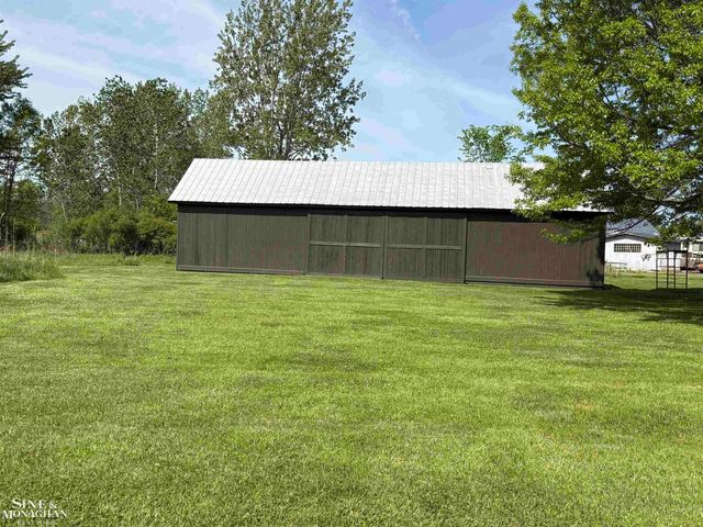 6281 Lindsey Road, China Twp, MI 48054