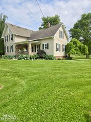6281 Lindsey Road, China Twp, MI 48054