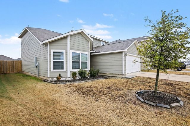 9617 Sierra Grande Drive, Fort Worth, TX 76140