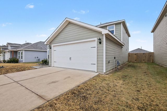 9617 Sierra Grande Drive, Fort Worth, TX 76140