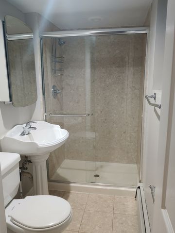 6969 N Ashland Boulevard 104, Chicago, IL 60626