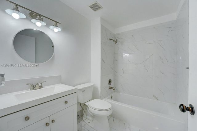 10791 SW 10th Place 0, Davie, FL 33324
