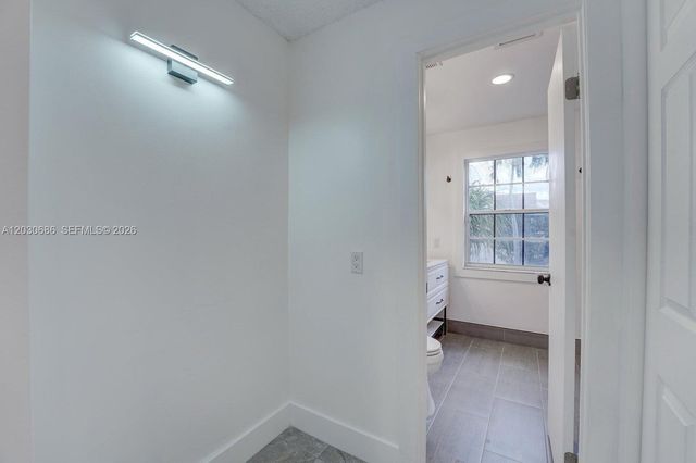 10791 SW 10th Place 0, Davie, FL 33324