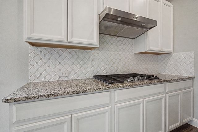 2215 Stanhill Drive, Corinth, TX 76210