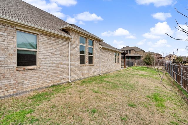 2215 Stanhill Drive, Corinth, TX 76210