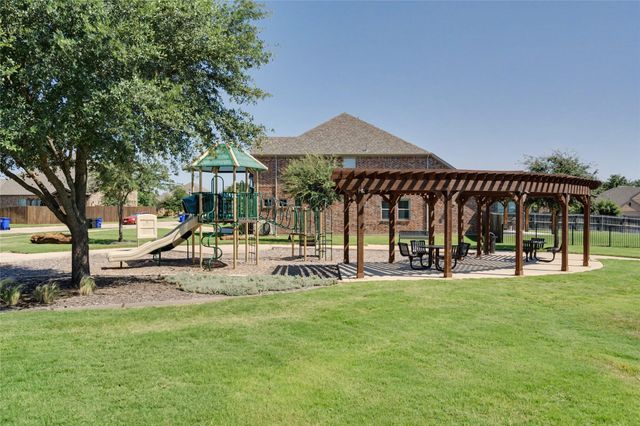 2215 Stanhill Drive, Corinth, TX 76210