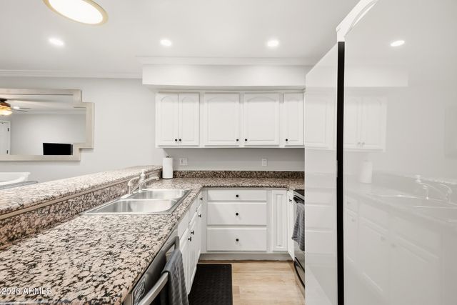 12440 N 20TH Street 220, Phoenix, AZ 85022