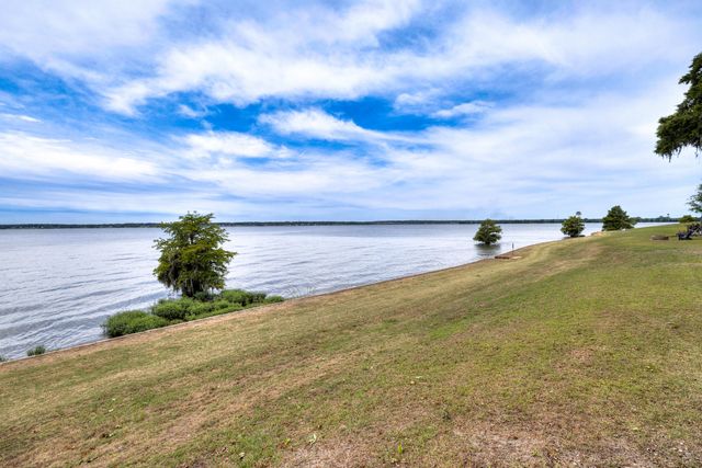 1184 Bridgeview Lane, Summerton, SC 29148