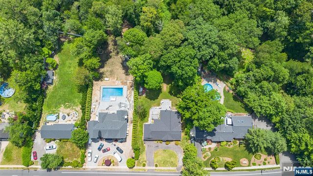 777 Washington Avenue, Twp Of Washington, NJ 07676