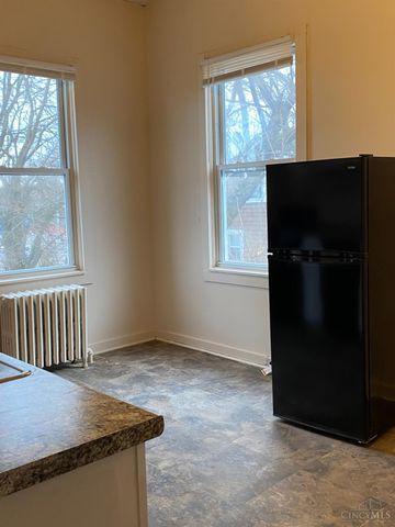 3424 Kensington Place, Cincinnati, OH 45205