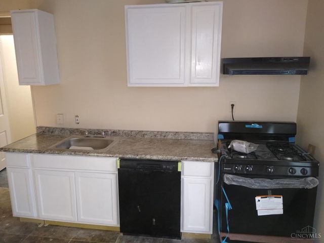 3424 Kensington Place, Cincinnati, OH 45205