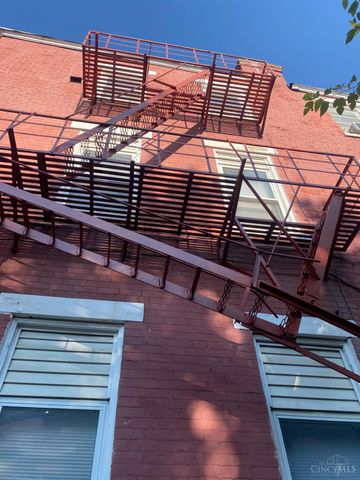 3424 Kensington Place, Cincinnati, OH 45205