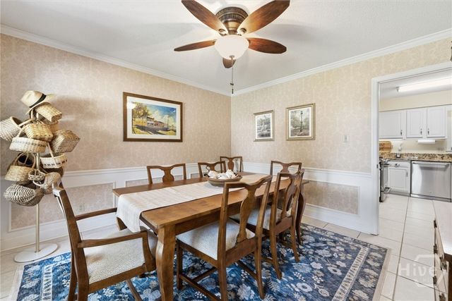 2511 Salcedo Avenue, Savannah, GA 31406