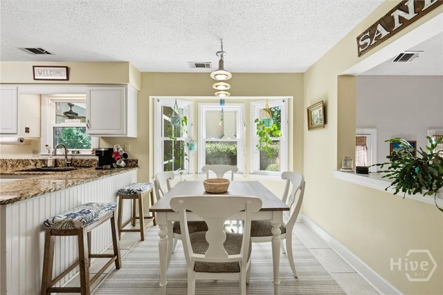 2511 Salcedo Avenue, Savannah, GA 31406