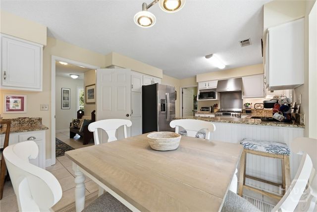 2511 Salcedo Avenue, Savannah, GA 31406