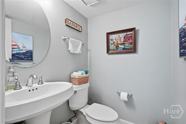 2511 Salcedo Avenue, Savannah, GA 31406