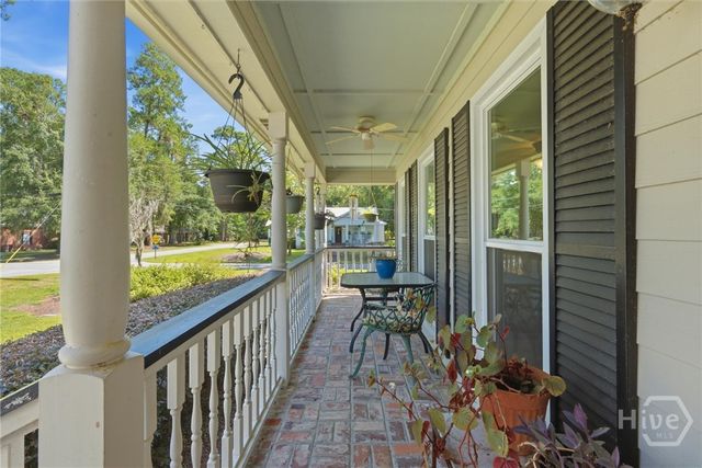 2511 Salcedo Avenue, Savannah, GA 31406