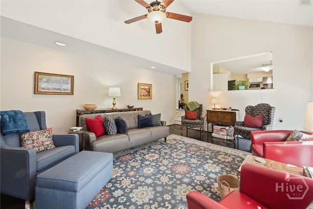 2511 Salcedo Avenue, Savannah, GA 31406