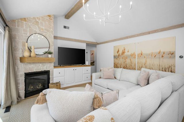59 Mashie Circle, Mashpee, MA 02649