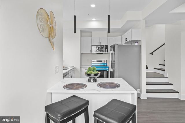 4312 HAYES ST NE, Washington, DC 20002