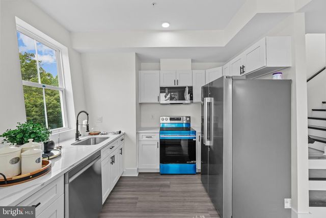 4312 HAYES ST NE, Washington, DC 20002