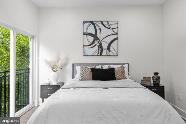 4312 HAYES ST NE, Washington, DC 20002