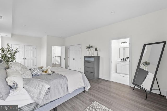4312 HAYES ST NE, Washington, DC 20002